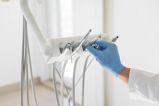24/7 Emergency Teeth Whitening experts in Cleveland, OH